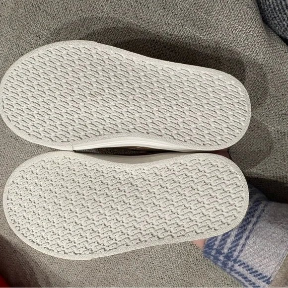 OshKosh B'gosh Kids Tan Sneakers - Picture 4 of 4